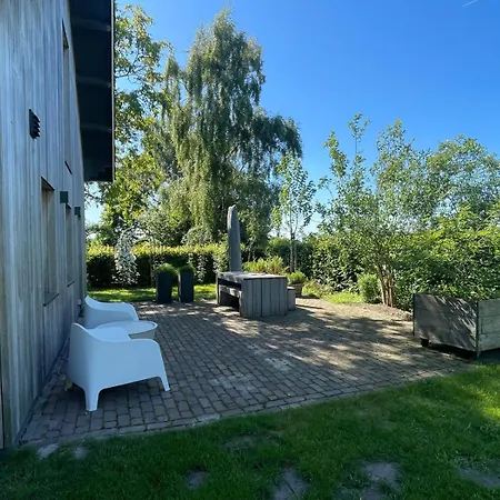 Recreatiewoning De Nieuwenhof Vakantiehuis